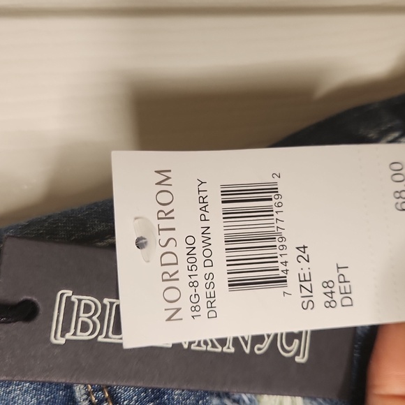 NWT Nordstrom The Fulton Blanknyc Roll Up Distressed Denim Blue Shorts Size 24 - Picture 7 of 13